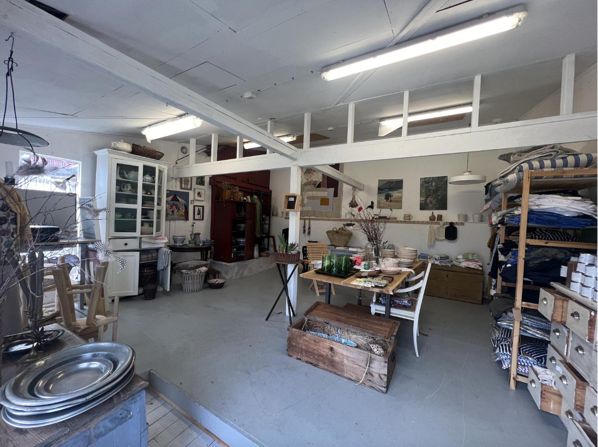 Harrys Hardware Home Brösarp 外观 照片