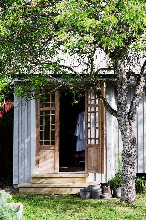 Harrys Hardware Home Brösarp 外观 照片