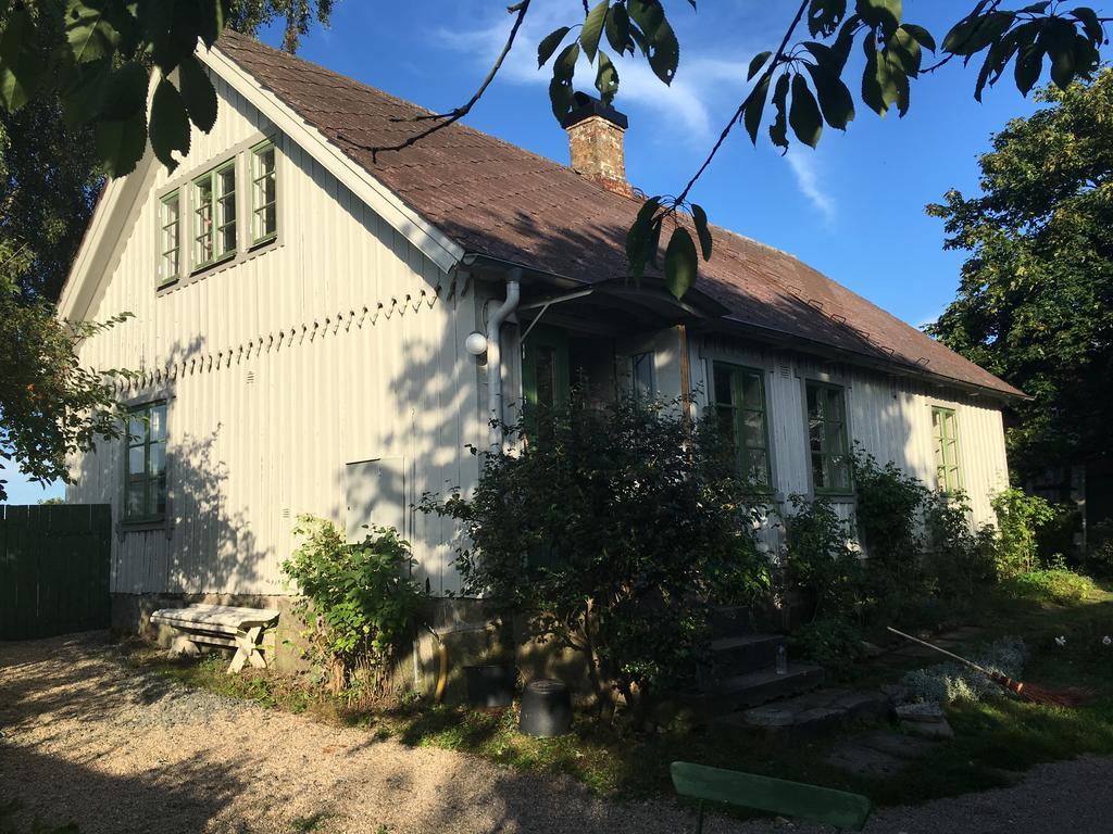 Harrys Hardware Home Brösarp 外观 照片
